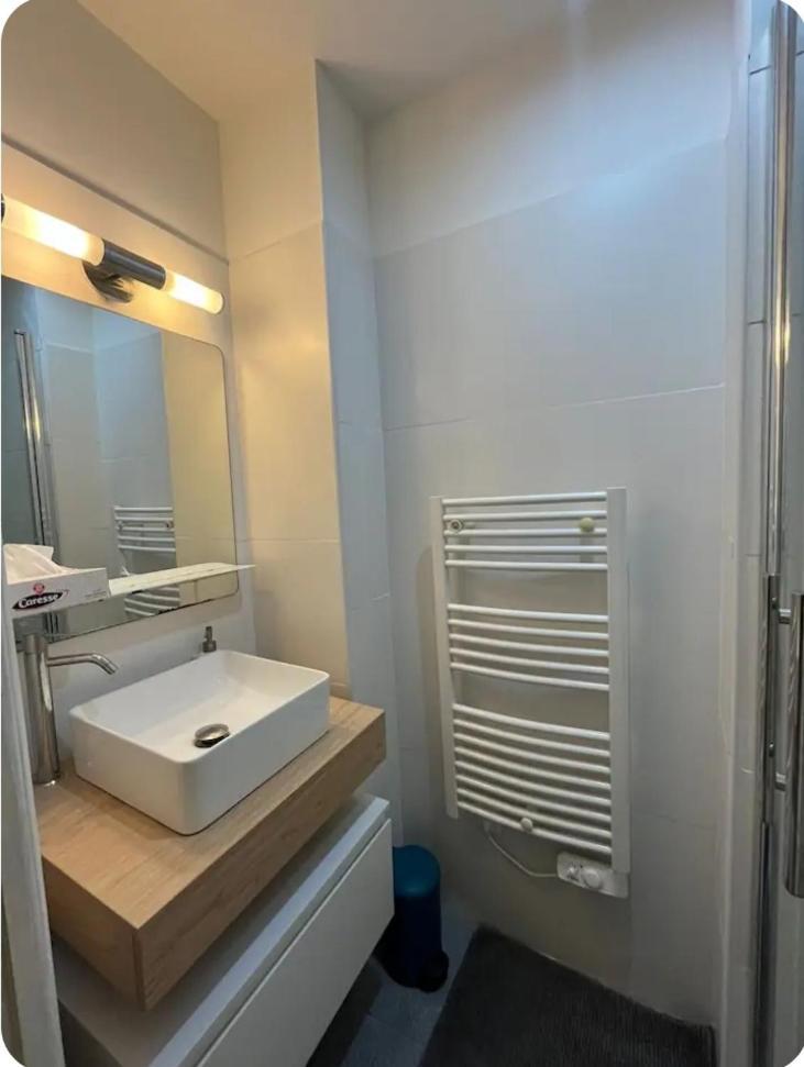 Free Parking! 3 Pieces Calme Proche Port & Centre Appartamento Nizza
